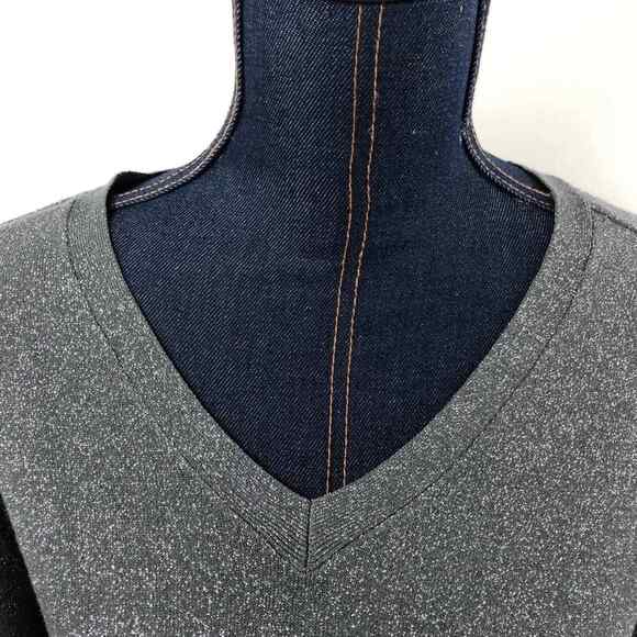 Talbots Silver Sparkle V-Neck Pullover Sweater Lightweight New Years M - Picture 3 of 6
